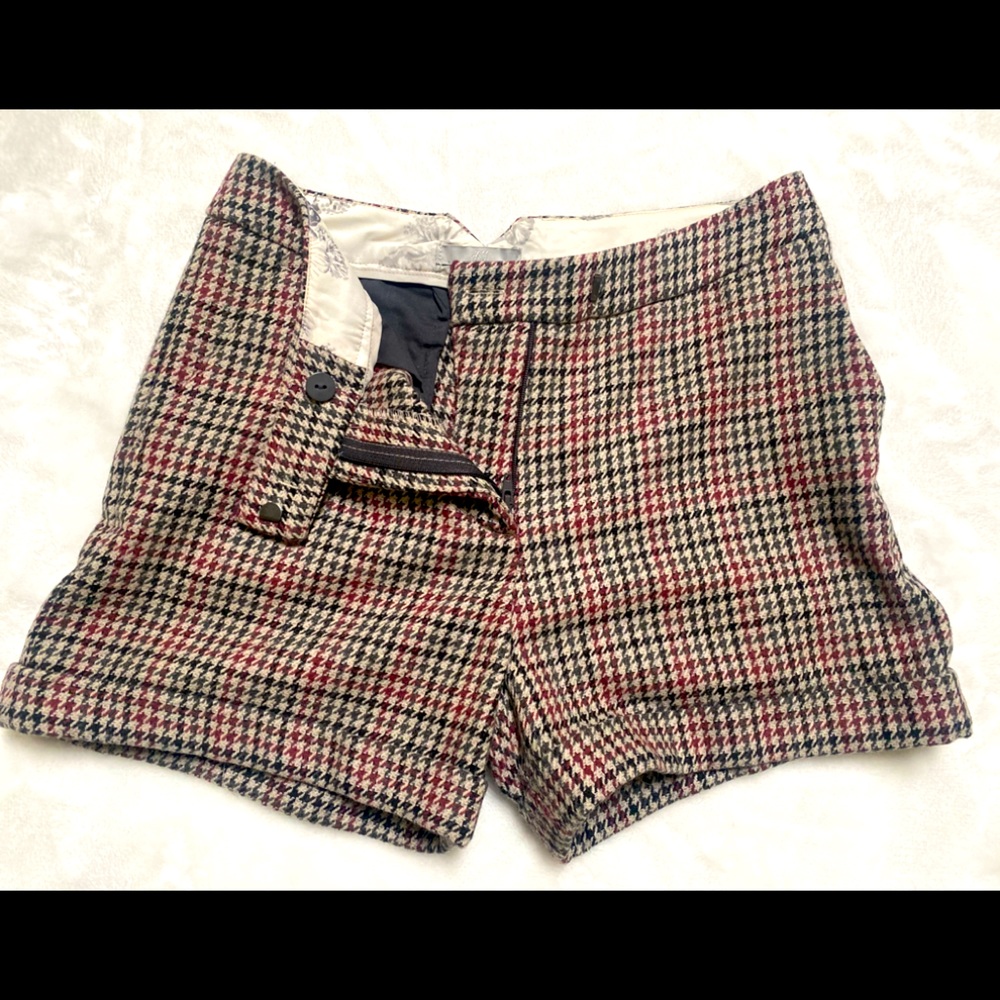 HM plaid shorts
